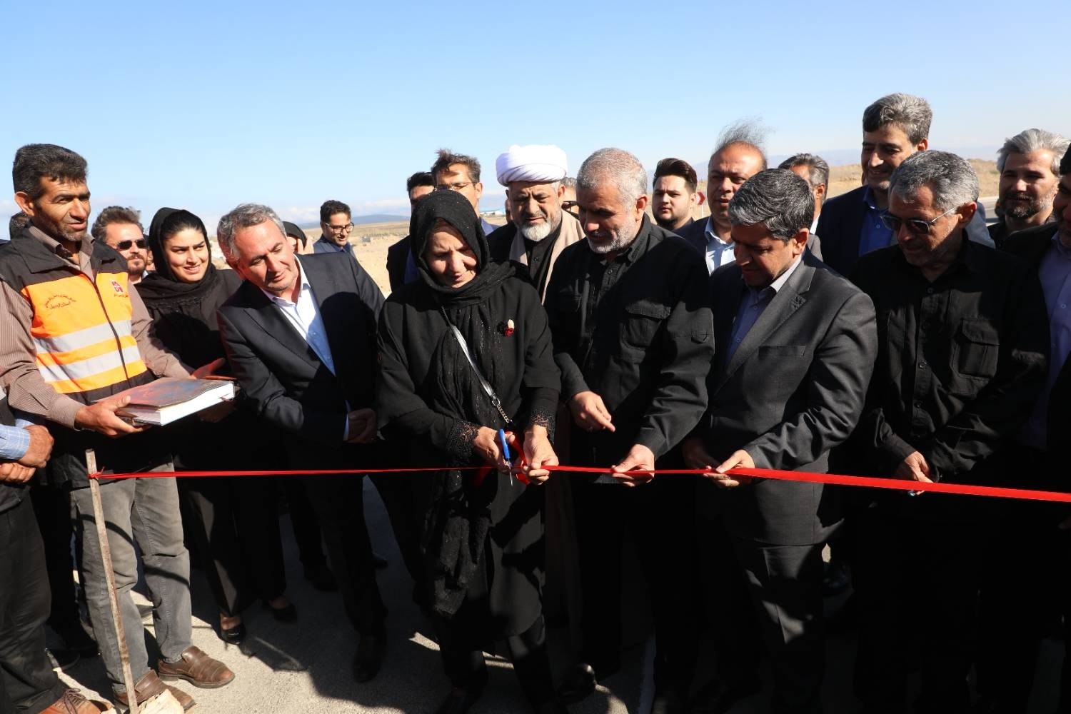 آغاز بهره برداری از کمربندی نمین،جید وعنبران