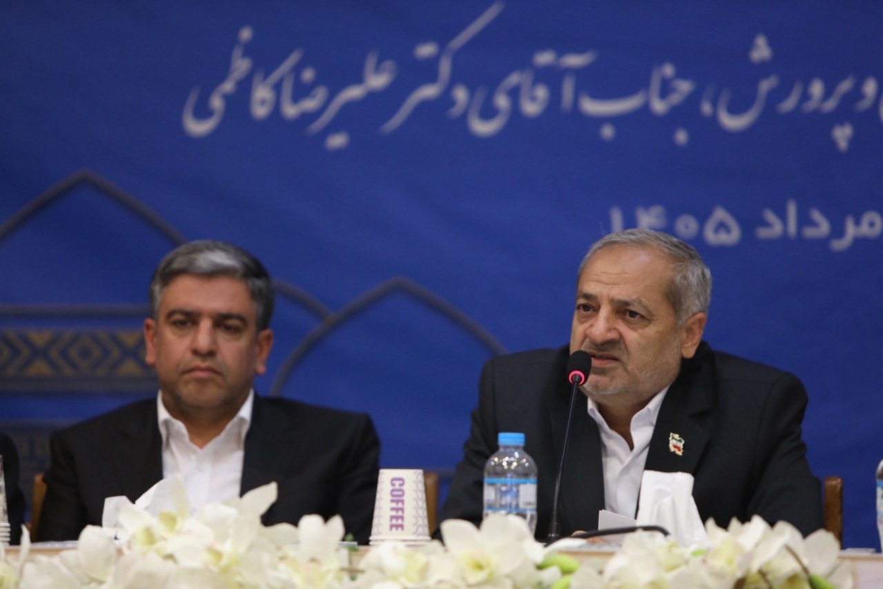 وزیراموزش وپرورش اردبیل با ارتقای ۱۲ پله‌ای در جمع ۱۰ استان برتر آموزشی قرار گرفت/ تجهیز ۵۰هزار کلاس به فناوری‌های نوین از برنامه‌های تحول آموزشی است